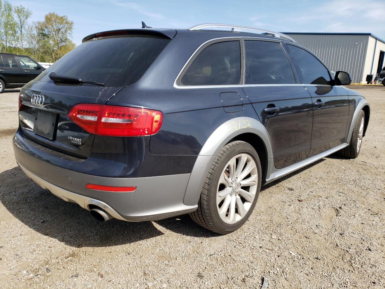 Photo 4 from auction – 2016 AUDI A4 ALLROAD with VIN WA1TFAFL8GA018196