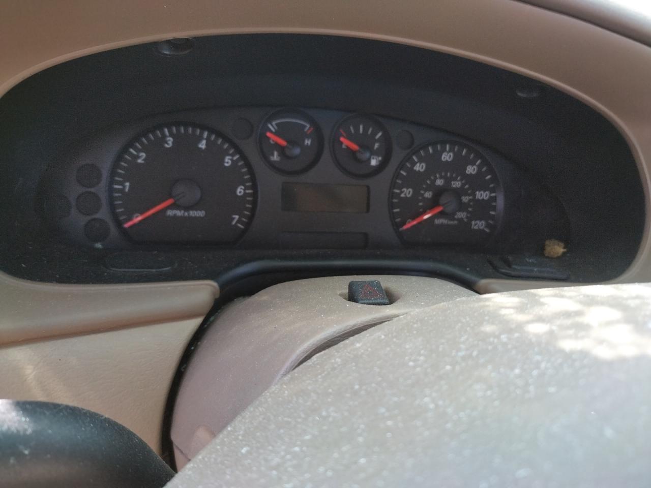 Photo 8 from auction – 2005 FORD TAURUS SE with VIN 1FAHP53285A212774