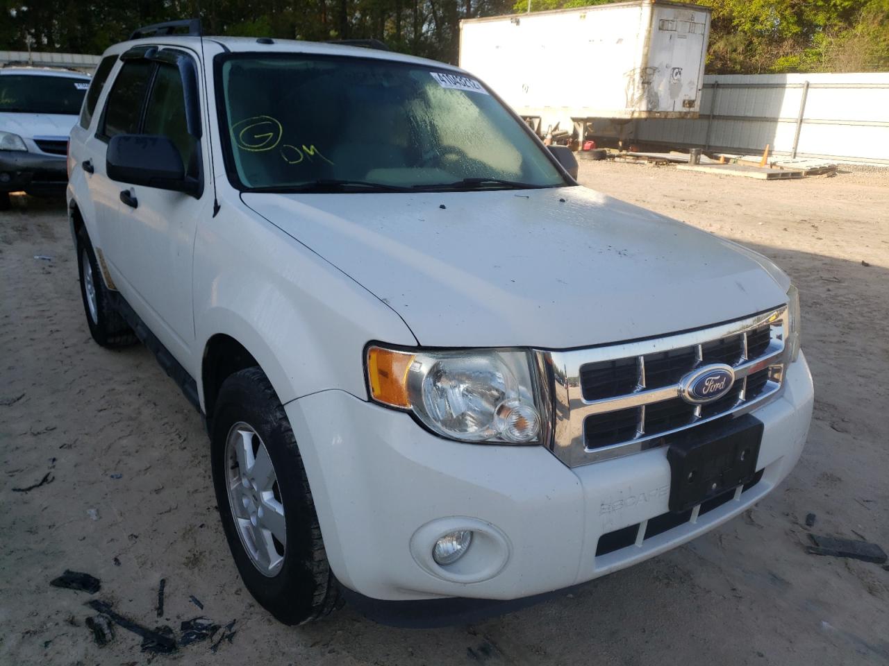 FORD ESCAPE XLT 2011 with VIN 1FMCU0DG4BKB99016 - Photo from auction