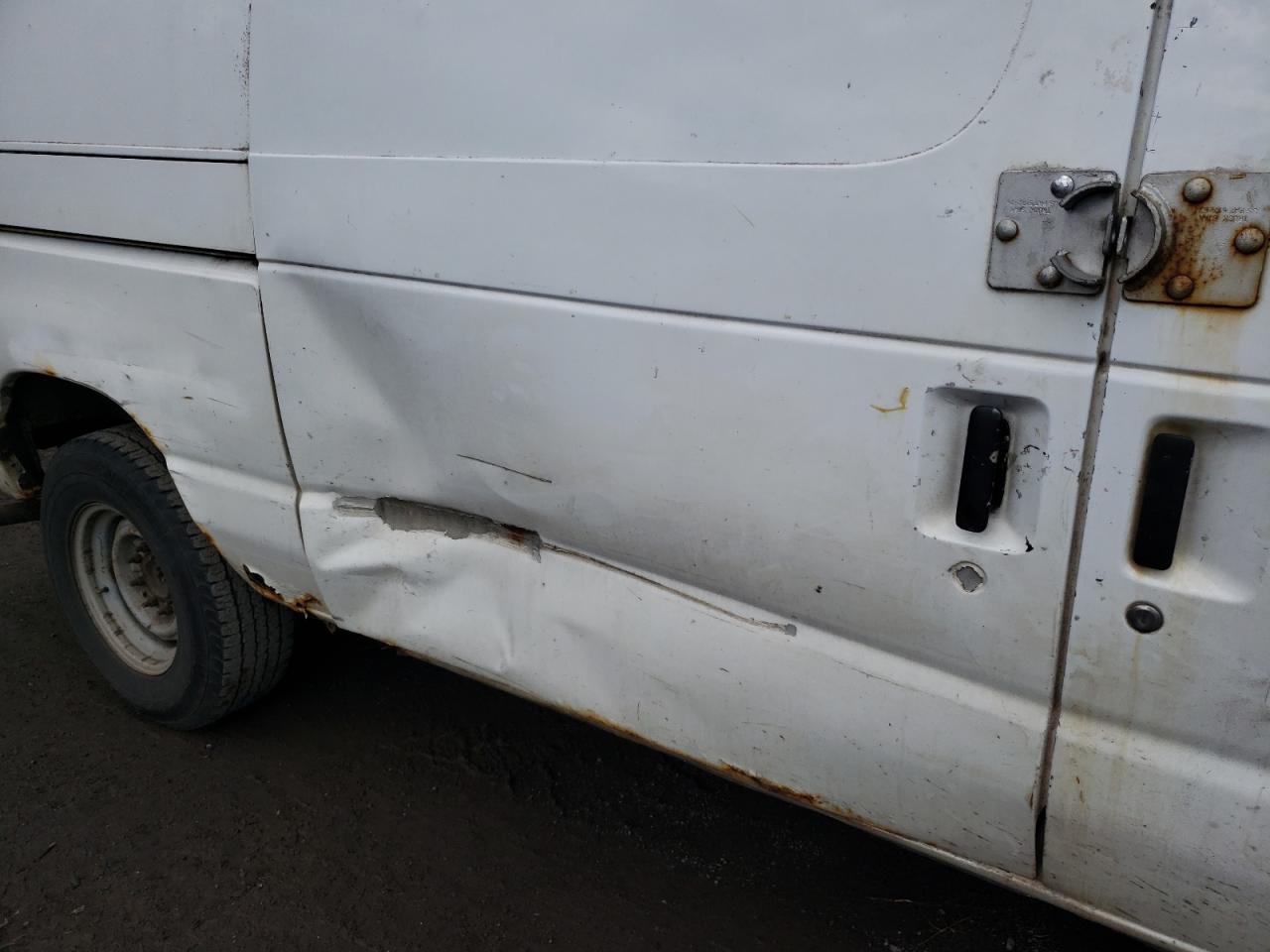 Photo 9 from auction – 2009 FORD ECONOLINE with VIN 1FTNE24W69DA17215
