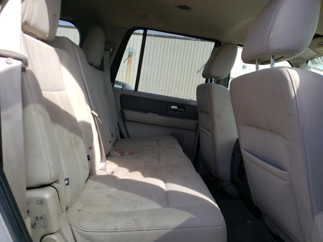 Photo 6 from auction – 2014 FORD EXPEDITION with VIN 1FMJU1J59EEF38694