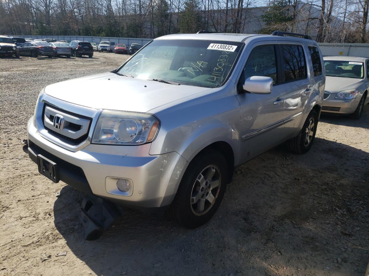 Photo 2 from auction – 2010 HONDA PILOT TOUR with VIN 5FNYF4H86AB006424
