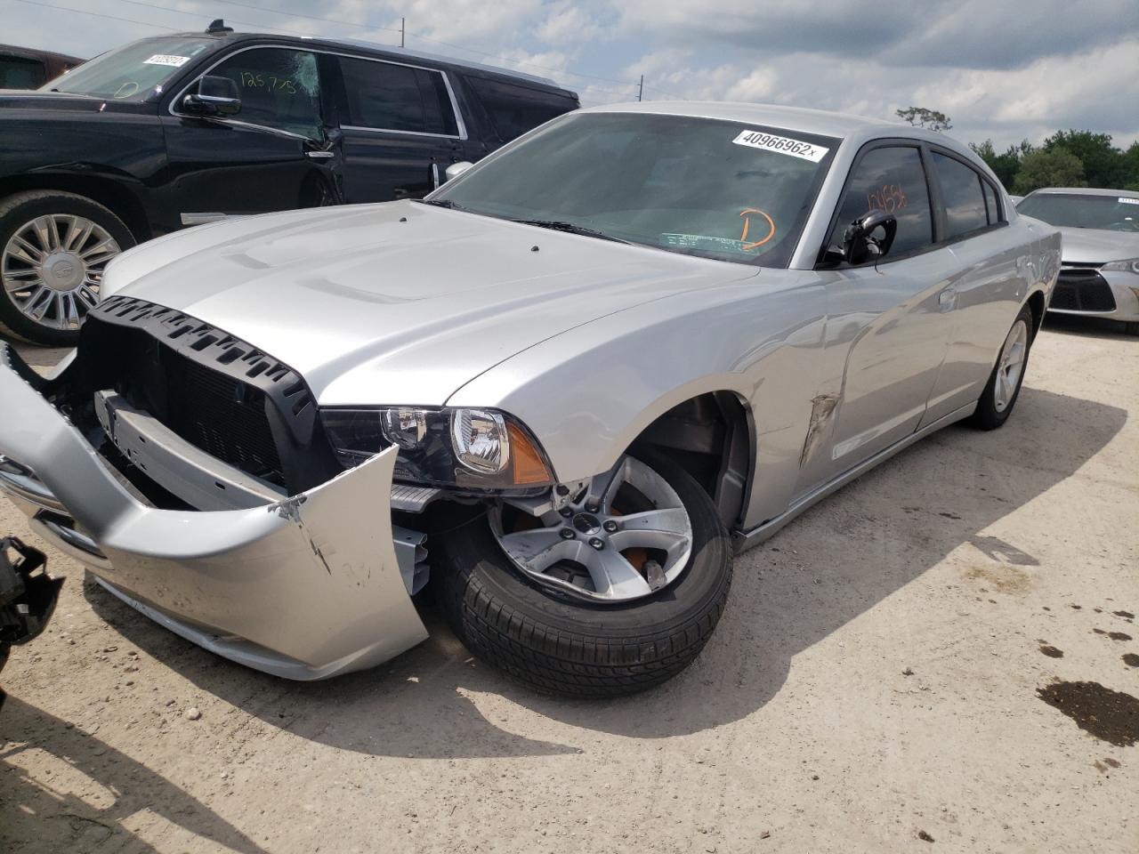 Photo 2 from auction – 2012 DODGE CHARGER SE with VIN 2C3CDXBG1CH156282