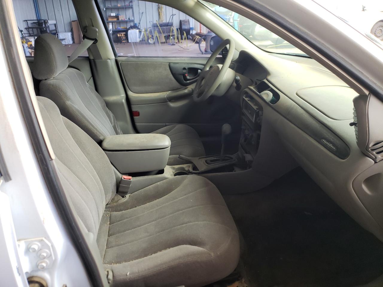Photo 5 from auction – 2002 CHEVROLET MALIBU with VIN 1G1ND52J12M533380