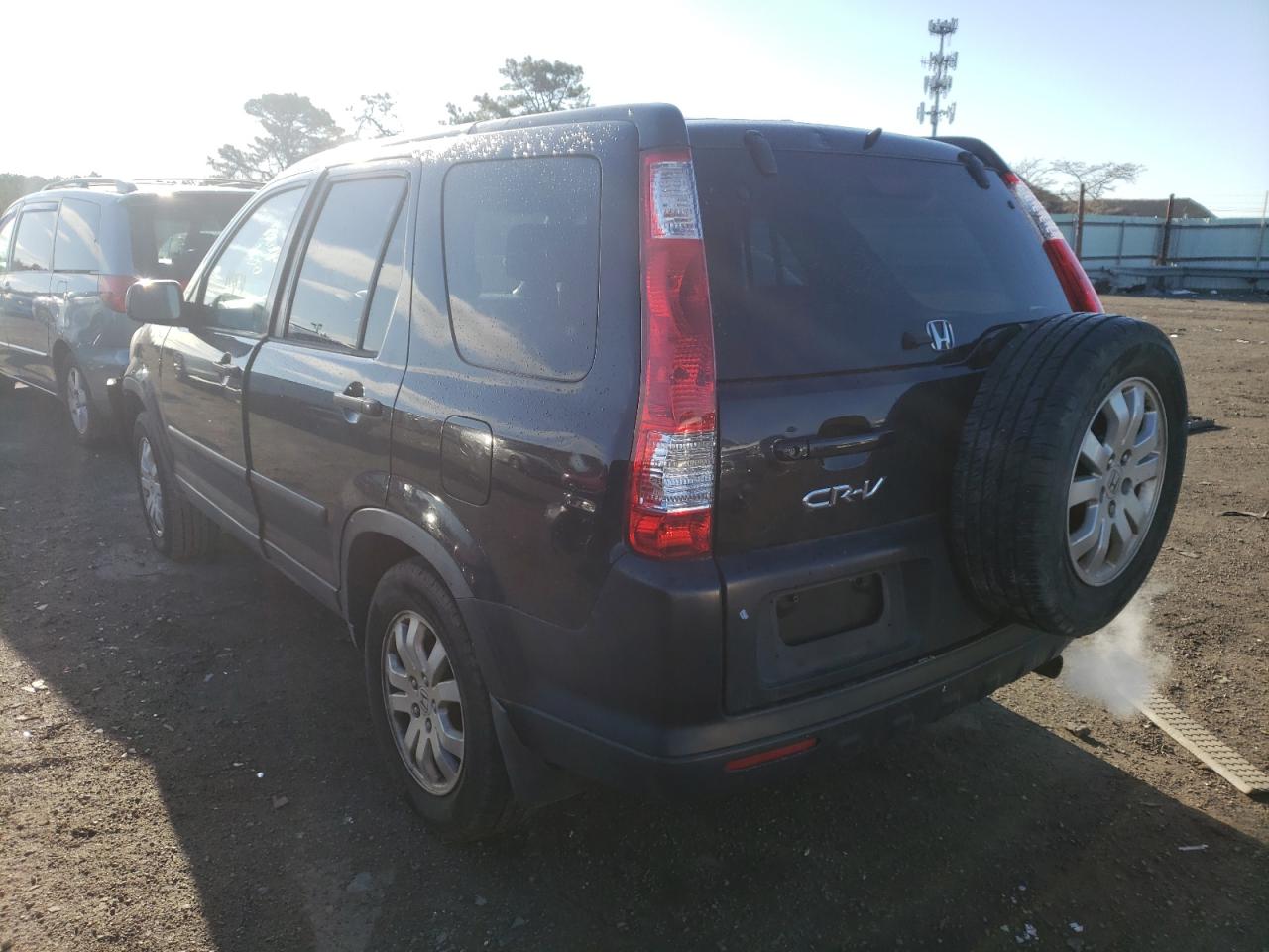 Photo 3 from auction – 2006 HONDA CR-V EX with VIN JHLRD78896C035063