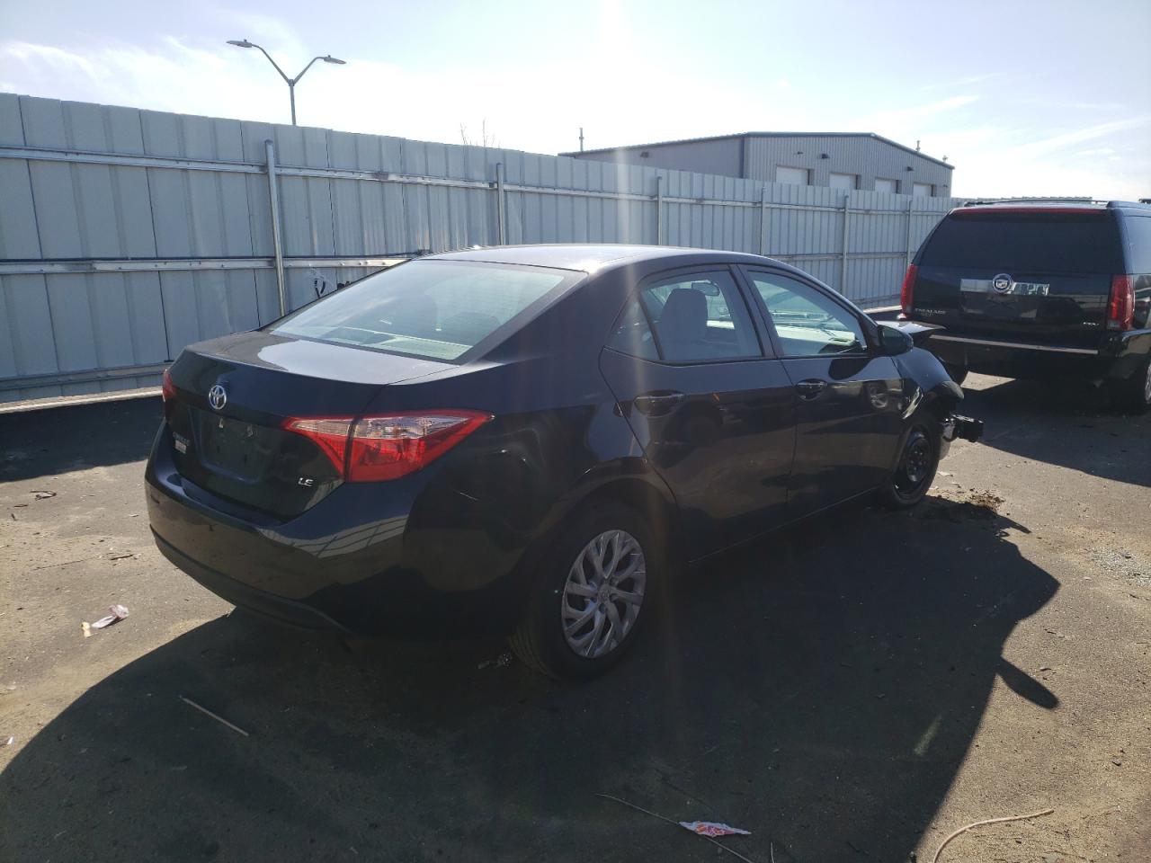 Photo 4 from auction – 2017 TOYOTA COROLLA L with VIN 2T1BURHE7HC878897