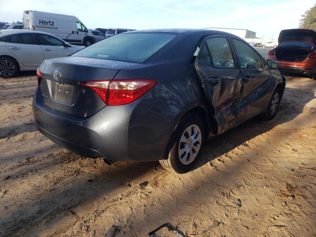 Photo 4 from auction – 2017 TOYOTA COROLLA L with VIN 2T1BURHE2HC757629