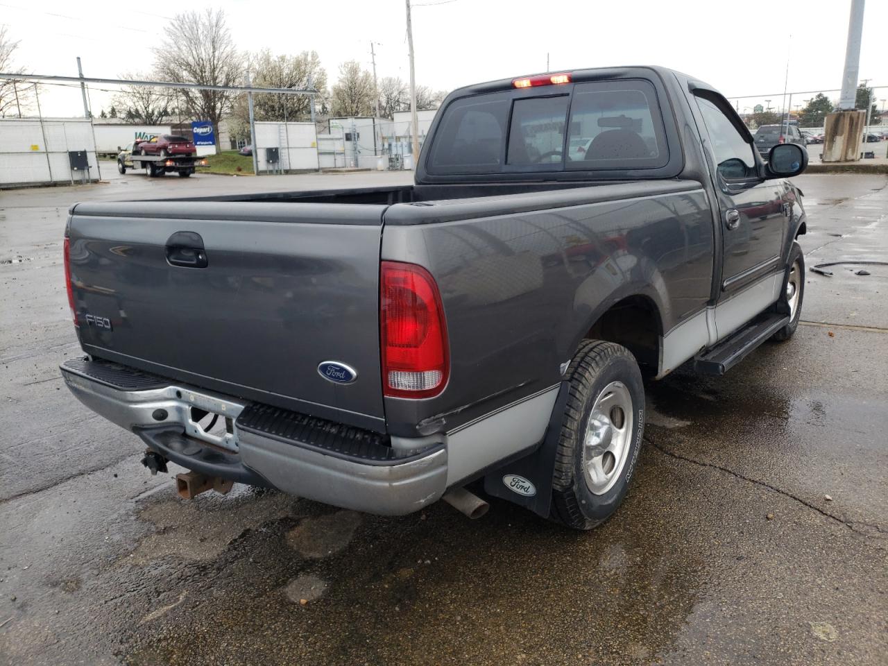 Photo 4 from auction – 2003 FORD F150 with VIN 1FTRF17W43NA17400