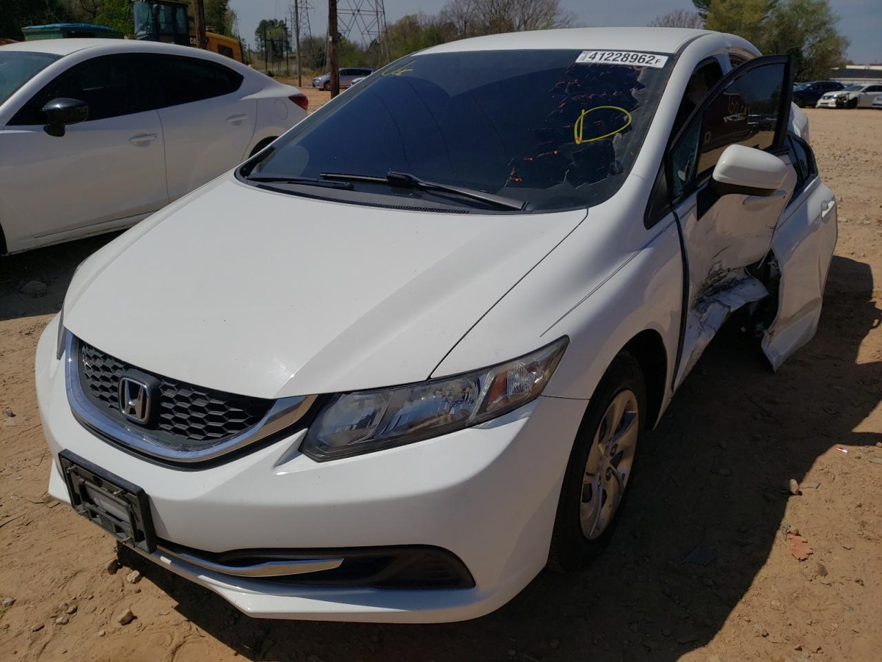 Photo 2 from auction – 2015 HONDA CIVIC LX with VIN 19XFB2F52FE121888