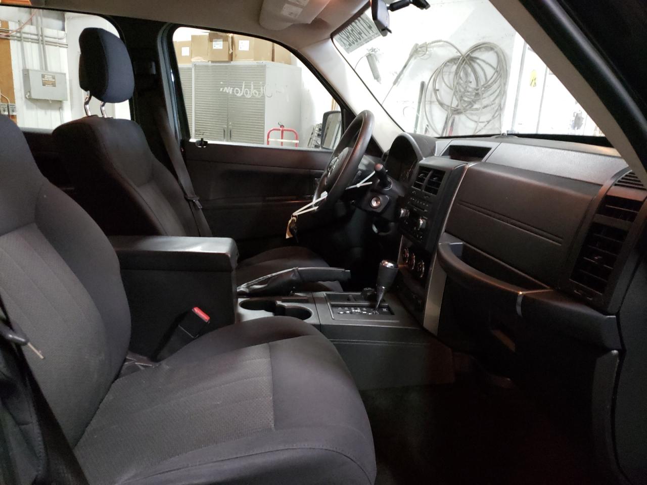 Photo 5 from auction – 2011 JEEP LIBERTY SP with VIN 1J4PN2GK8BW551001