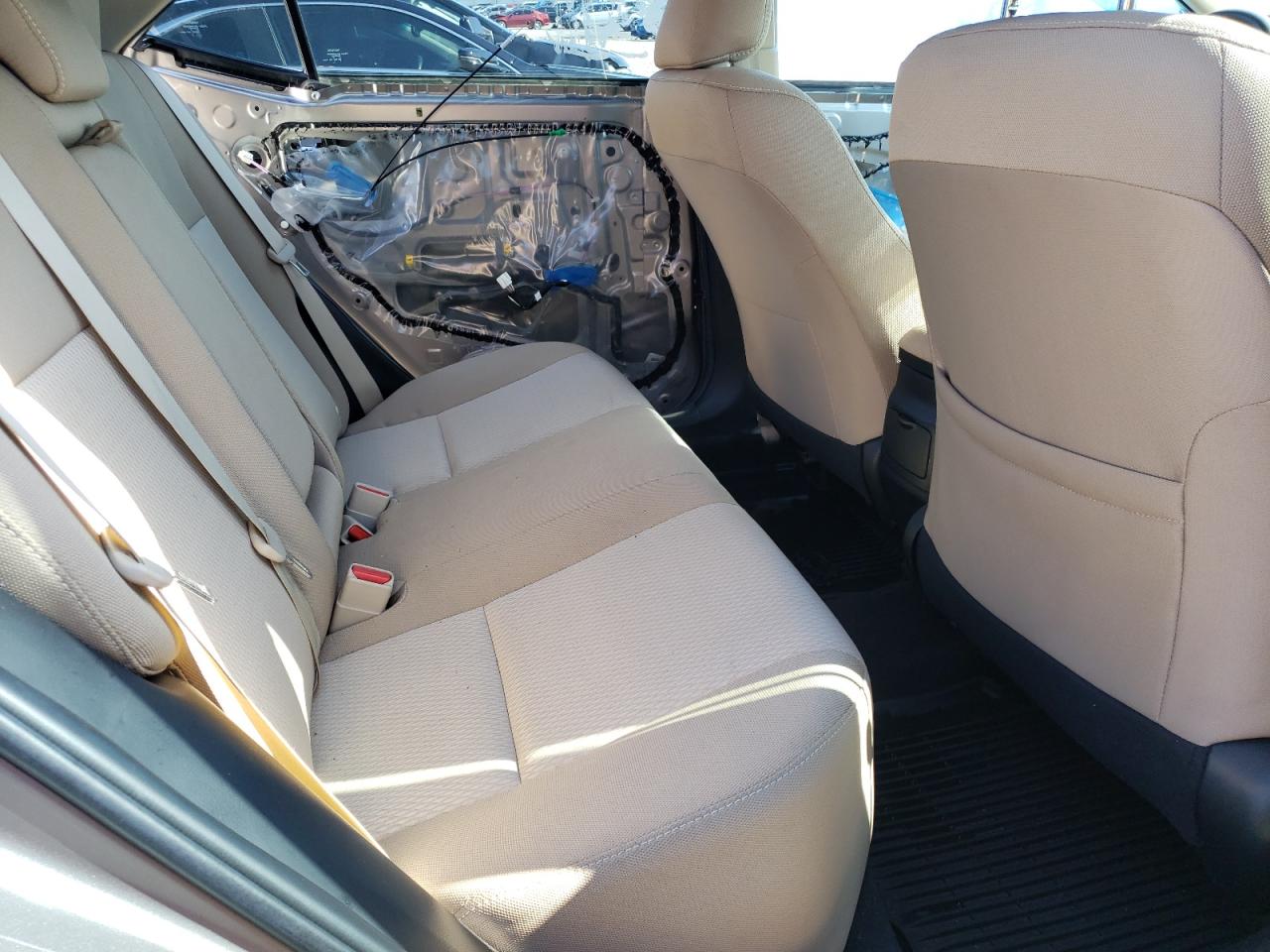 Photo 6 from auction – 2016 TOYOTA COROLLA L with VIN 2T1BURHE1GC694795