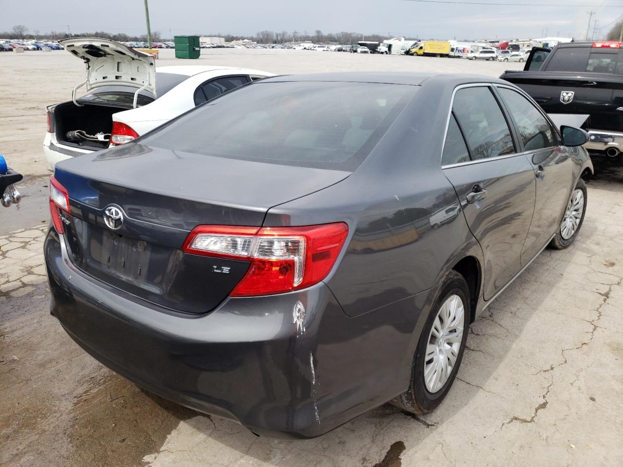 Foto 4 de la subasta – 2012 TOYOTA CAMRY BASE con VIN 4T1BF1FK6CU021465