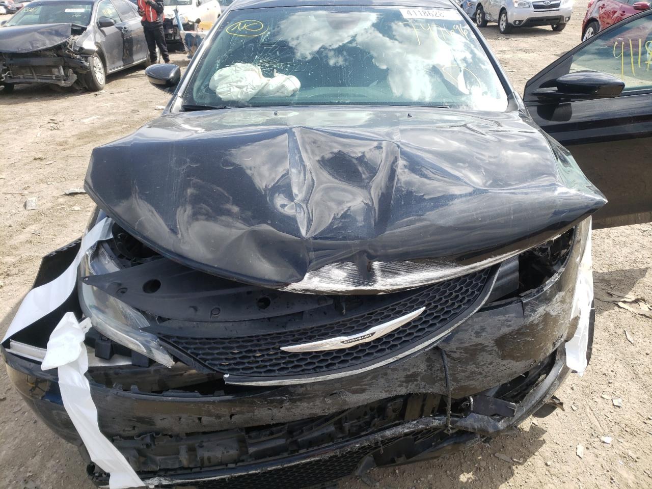 Photo 7 from auction – 2015 CHRYSLER 200 S with VIN 1C3CCCBB9FN747696