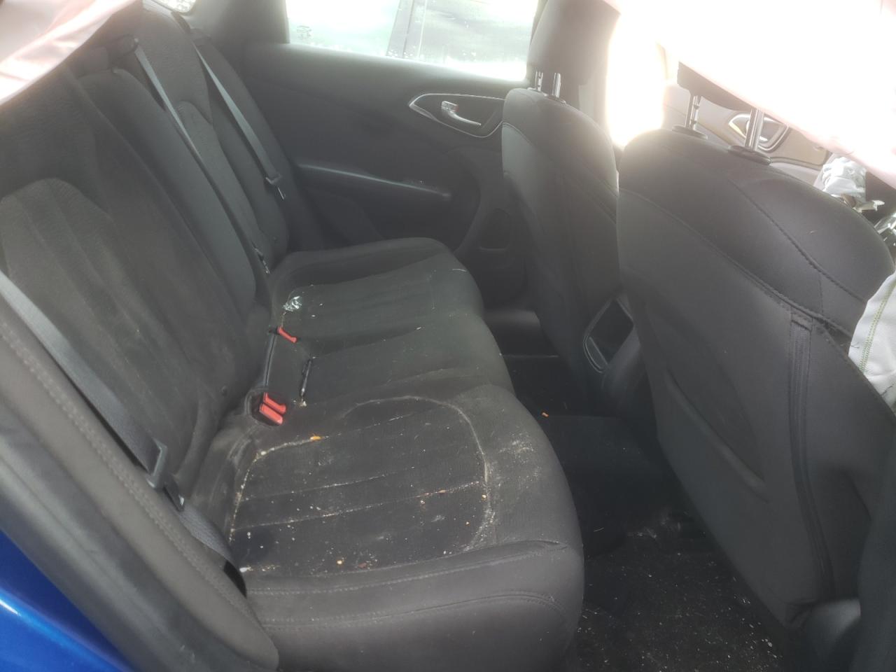 Photo 6 from auction – 2016 CHRYSLER 200 LIMITE with VIN 1C3CCCAB7GN132891