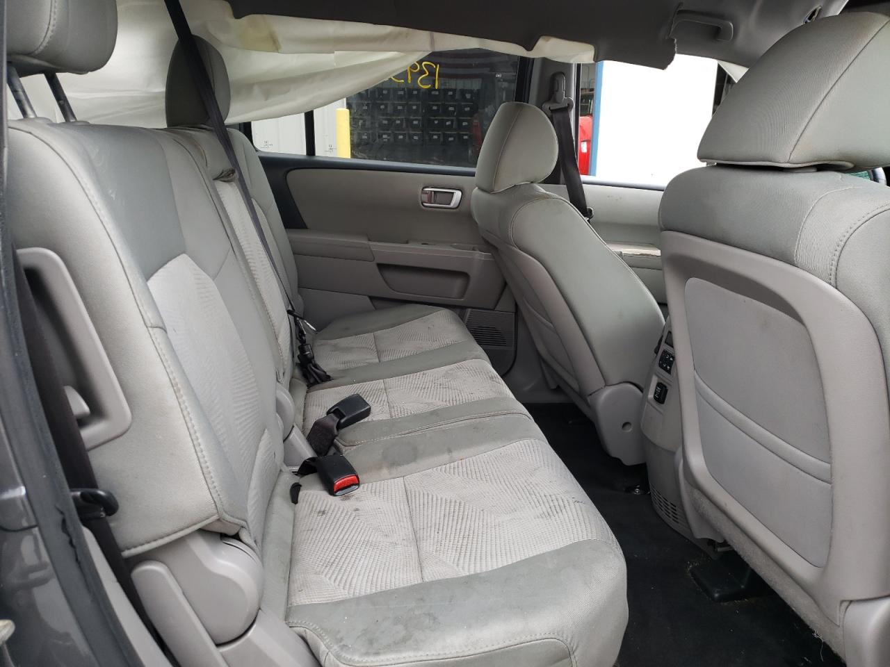 Photo 6 from auction – 2012 HONDA PILOT LX with VIN 5FNYF3H24CB021044