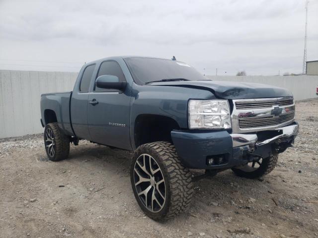 CHEVROLET SILVERADO 2011 with VIN 1GCRKSE36BZ239356 - Photo from auction