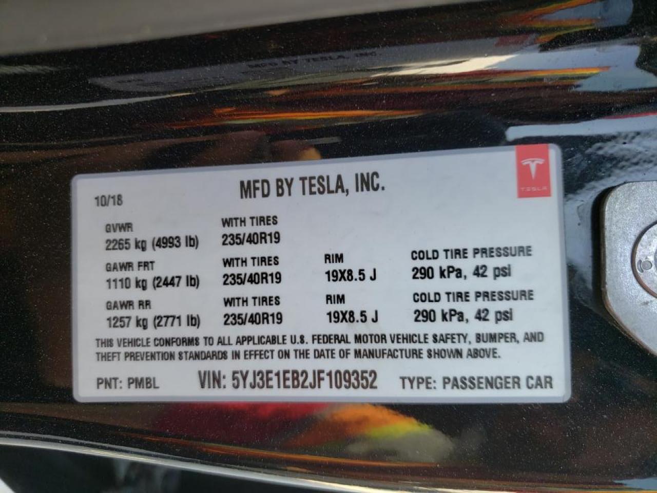 Photo 10 from auction – 2018 TESLA MODEL 3 with VIN 5YJ3E1EB2JF109352