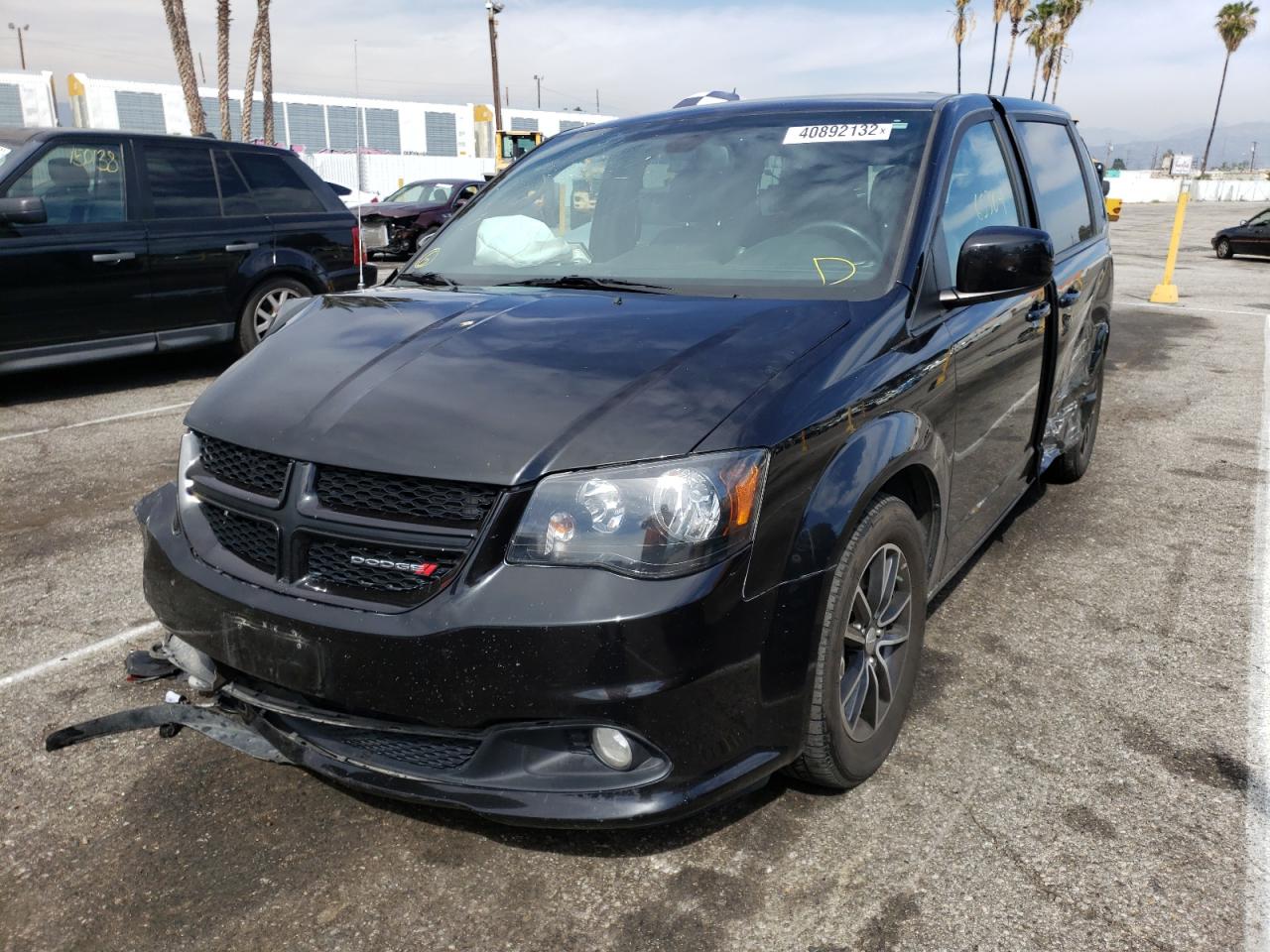 Photo 2 from auction – 2019 DODGE GRAND CARA with VIN 2C4RDGEG3KR614107
