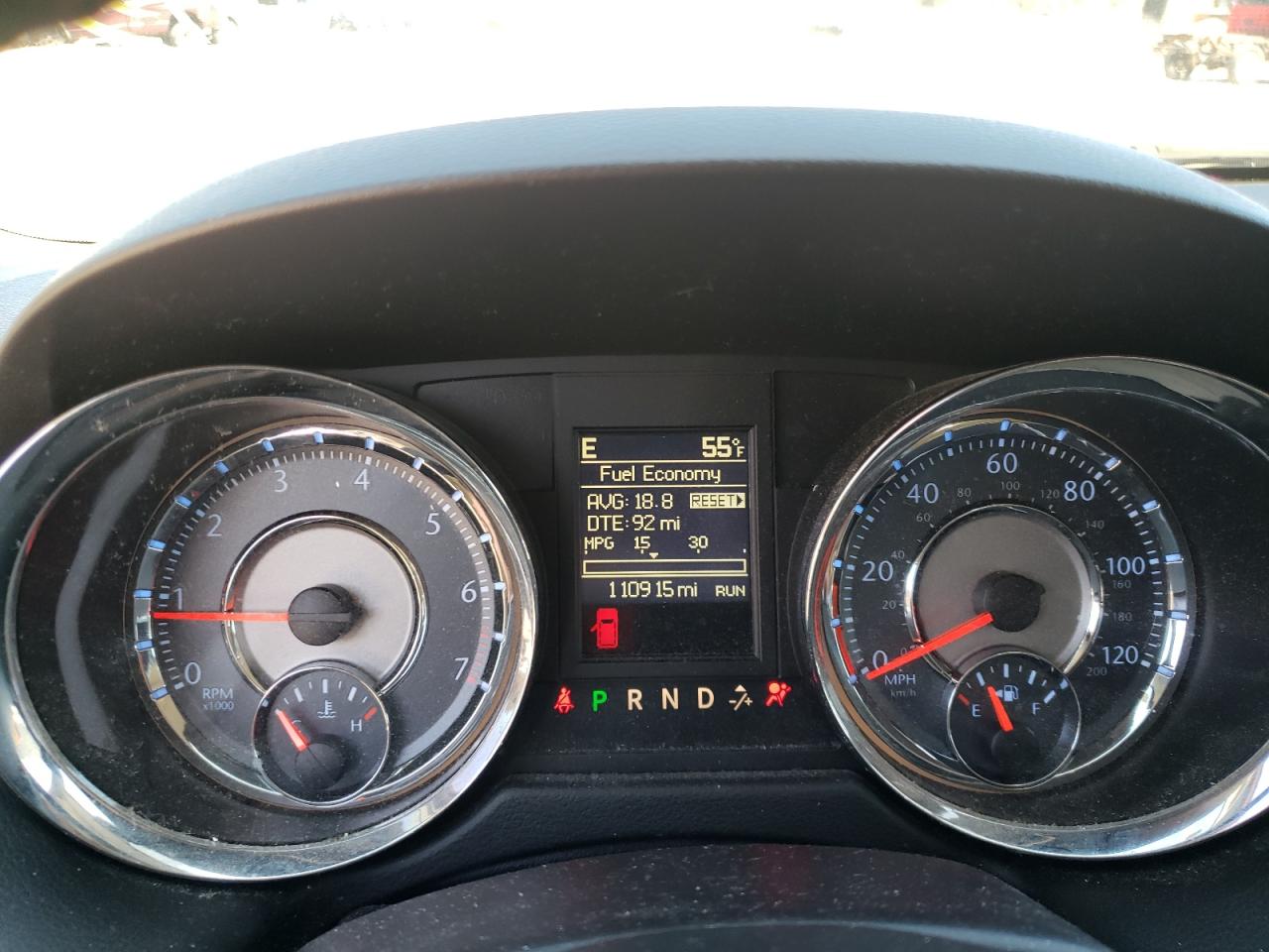 Photo 8 from auction – 2014 CHRYSLER TOWN & COU with VIN 2C4RC1BG9ER259453