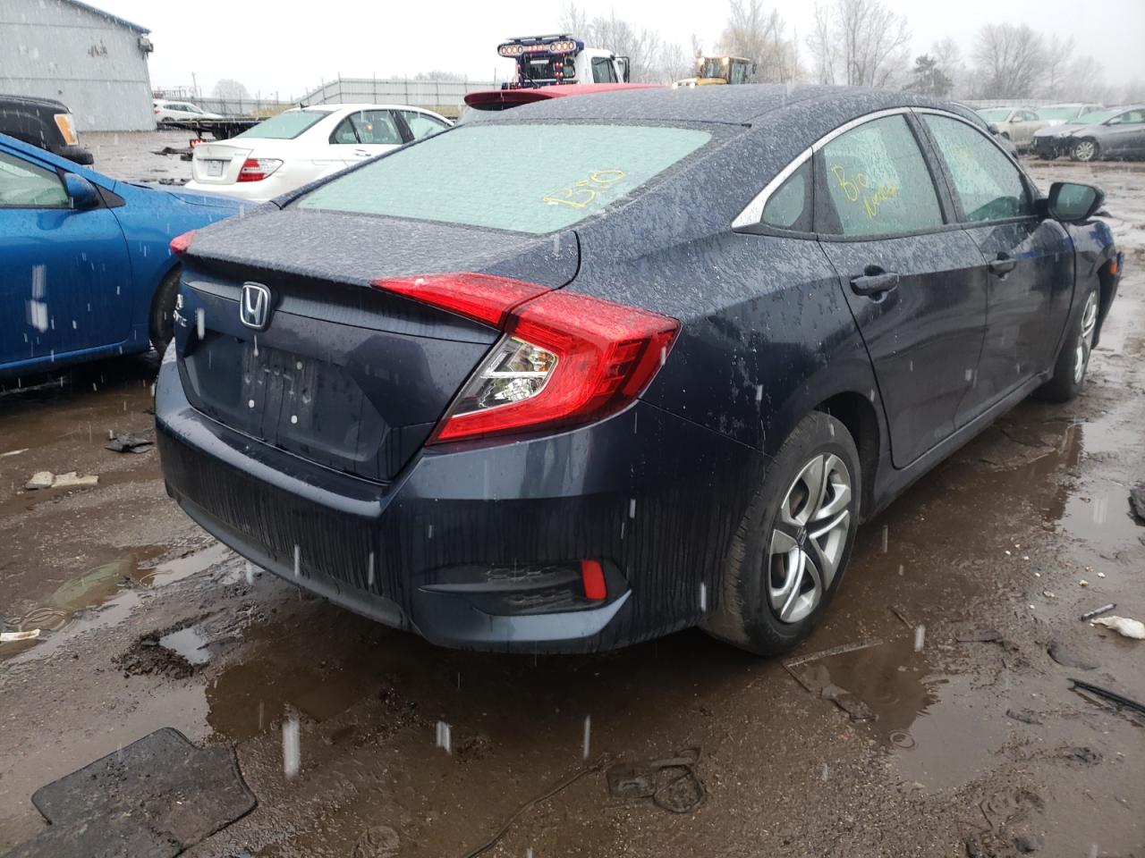 Photo 4 from auction – 2017 HONDA CIVIC LX with VIN 19XFC2F59HE063553