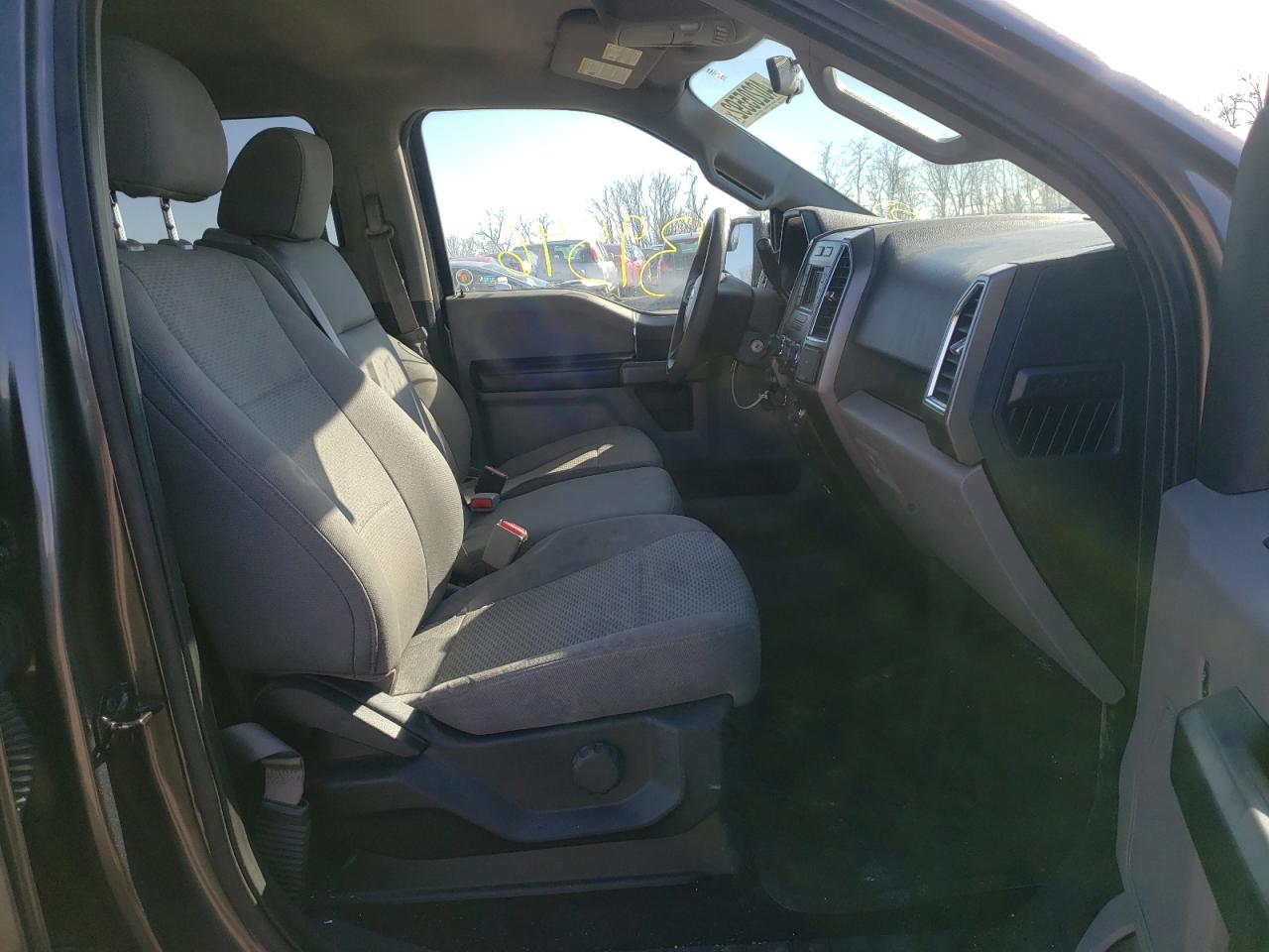 Photo 5 from auction – 2016 FORD F150 SUPER with VIN 1FTFW1EF2GFC90549