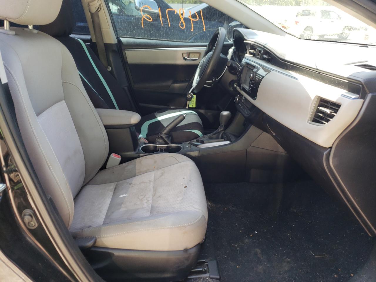 Photo 5 from auction – 2015 TOYOTA COROLLA L with VIN 2T1BURHEXFC338022