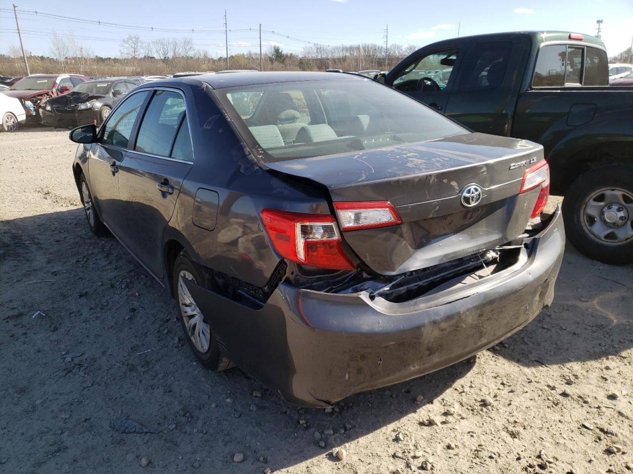 Photo 3 from auction – 2014 TOYOTA CAMRY L with VIN 4T4BF1FK7ER420510