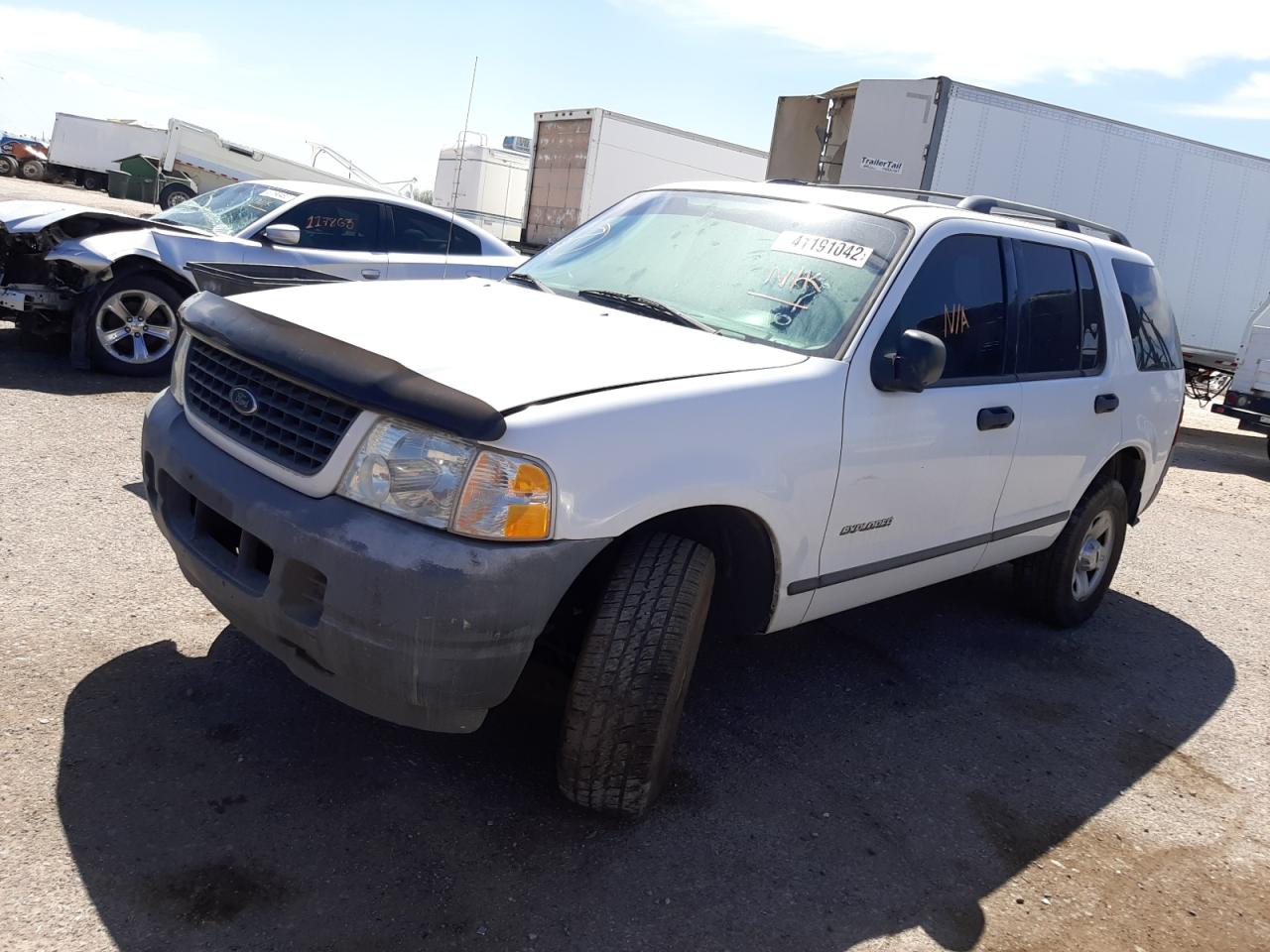 Photo 2 from auction – 2004 FORD EXPLORER X with VIN 1FMZU62K04ZA14460