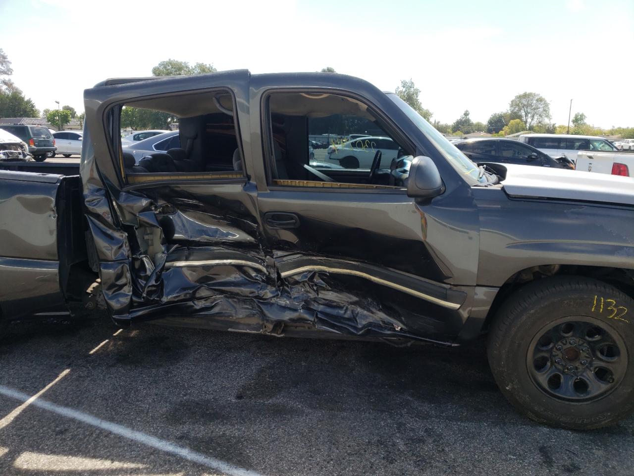 Photo 9 from auction – 2005 CHEVROLET SILVERADO with VIN 2GCEC13T551339695
