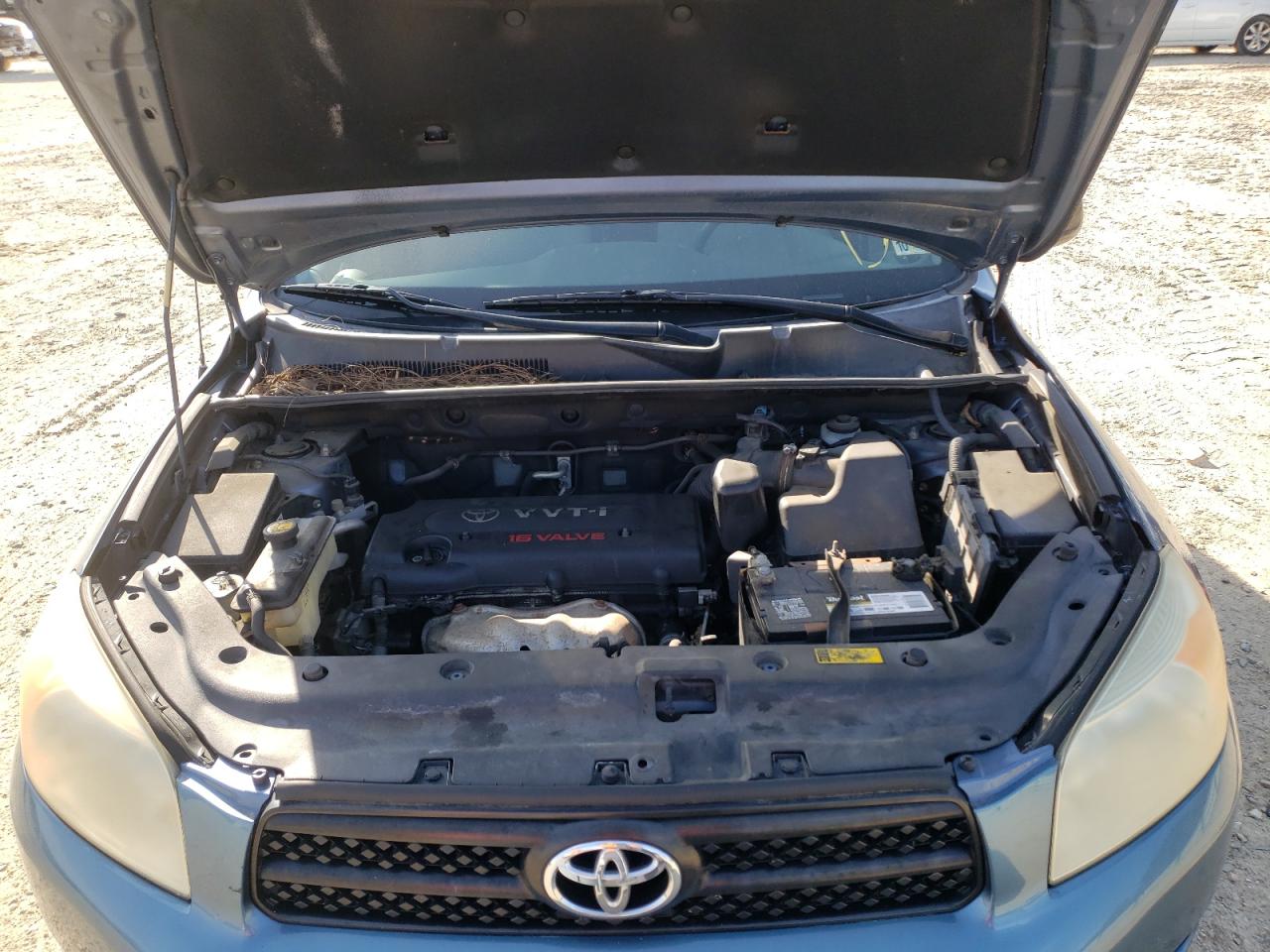 Photo 7 from auction – 2006 TOYOTA RAV4 with VIN JTMZD33V765029852