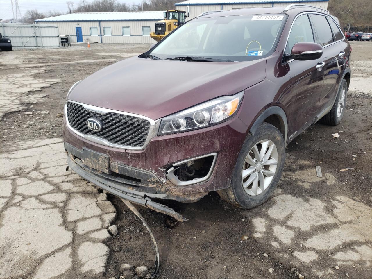 Photo 2 from auction – 2017 KIA SORENTO LX with VIN 5XYPGDA53HG334847