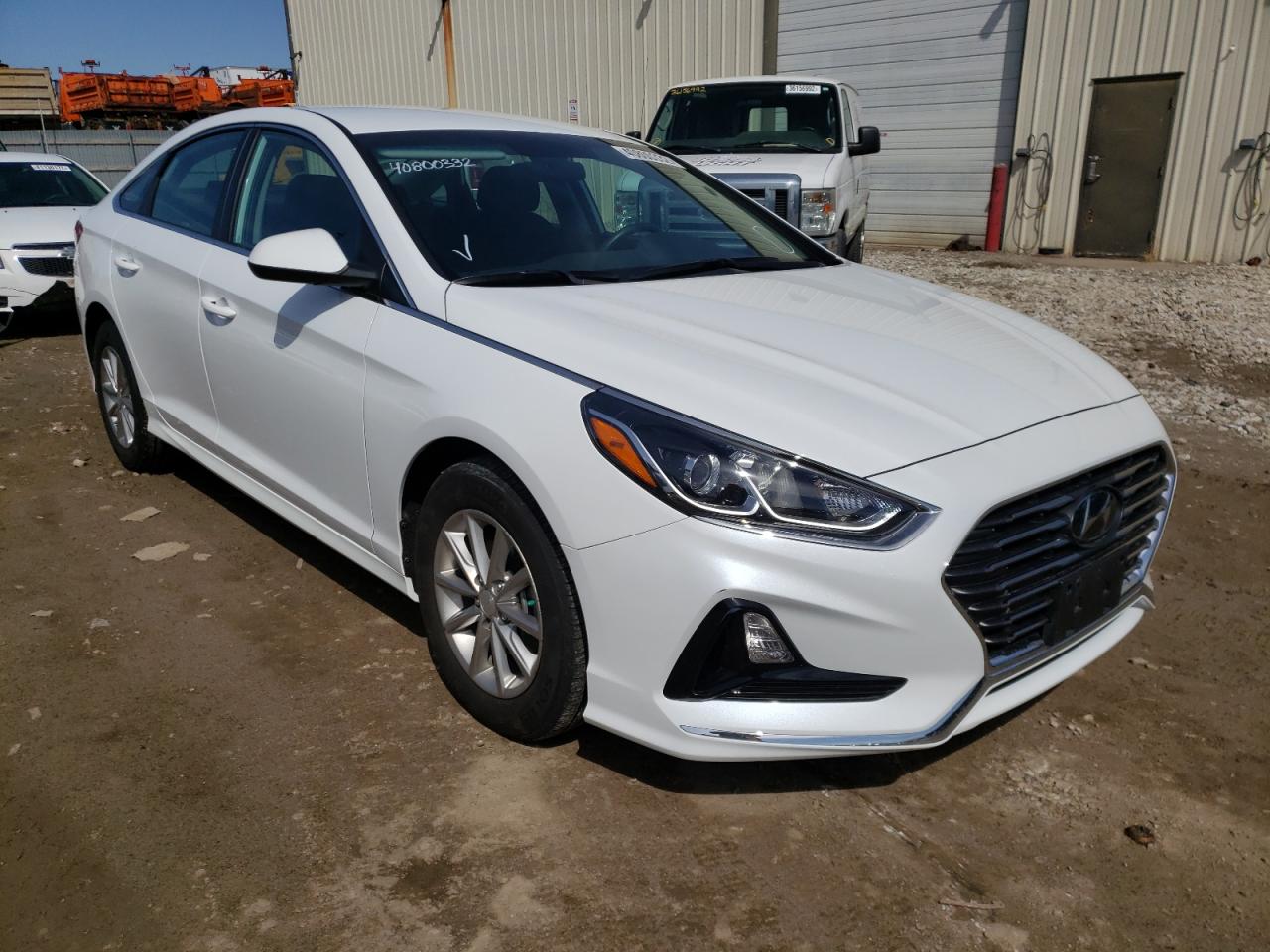 Photo 1 from auction – 2019 HYUNDAI SONATA SE with VIN 5NPE24AF5KH817092