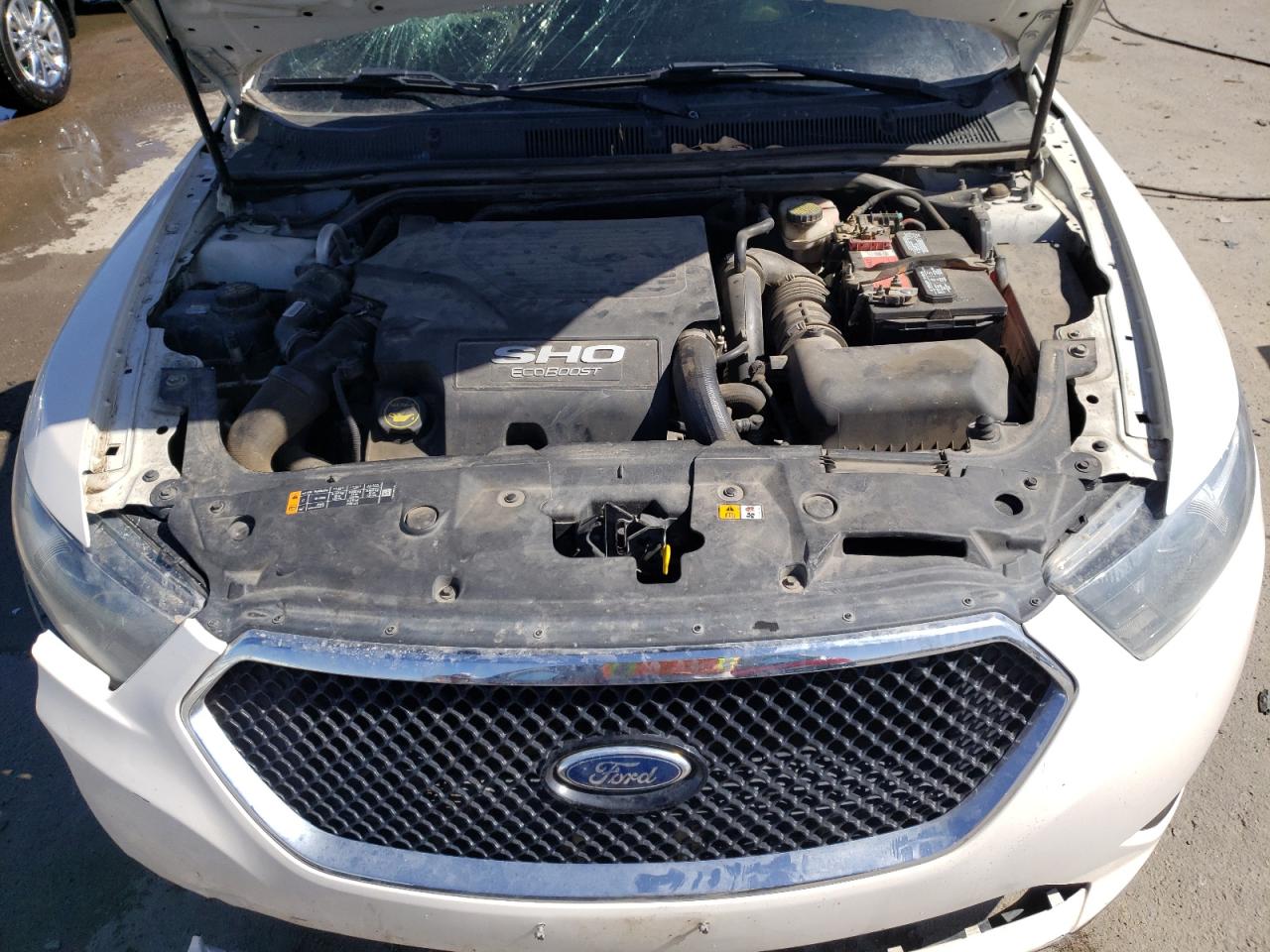 Photo 7 from auction – 2015 FORD TAURUS SHO with VIN 1FAHP2KT0FG161407