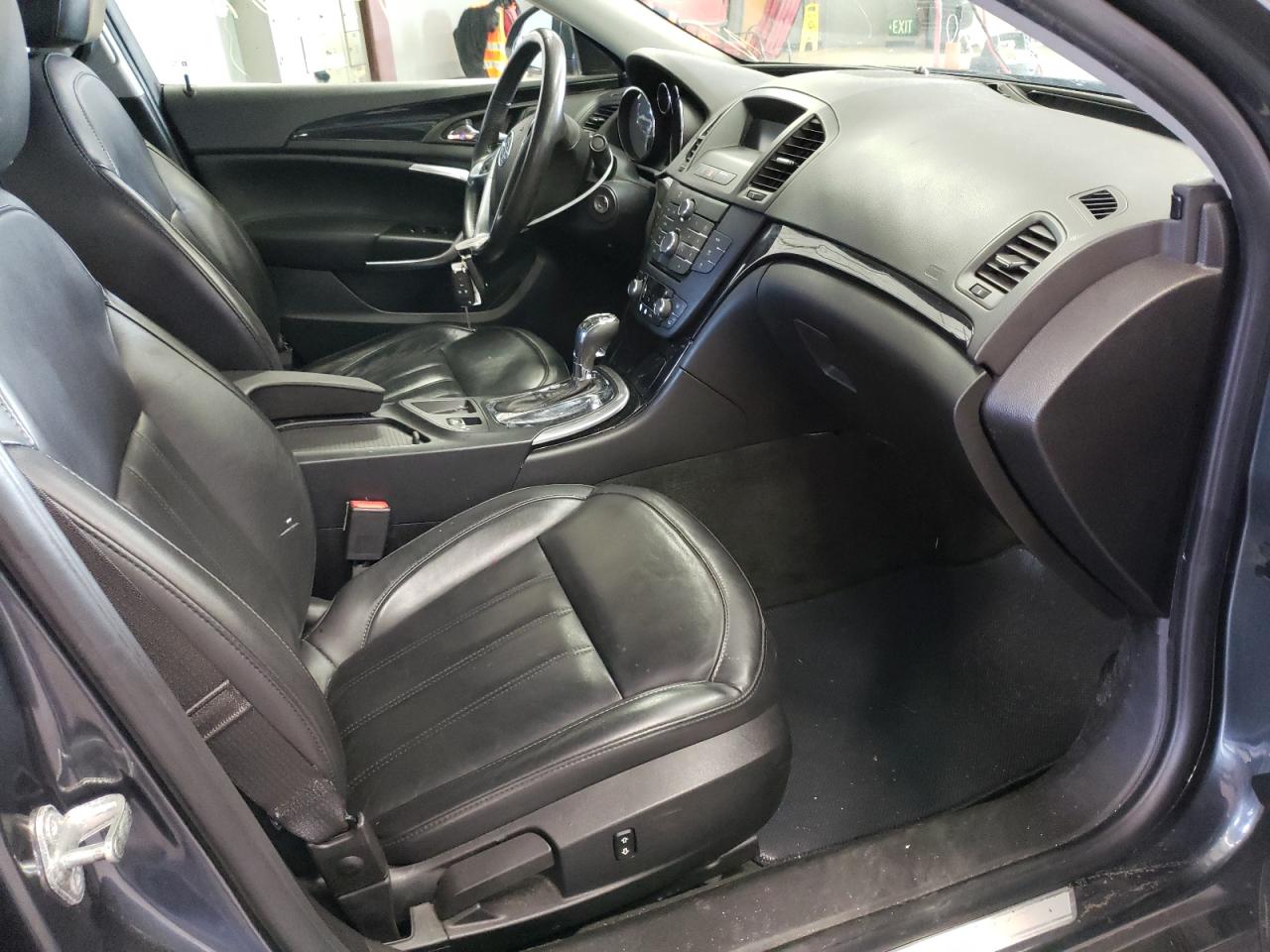 Photo 5 from auction – 2011 BUICK REGAL CXL with VIN 2G4GN5EC6B9175356