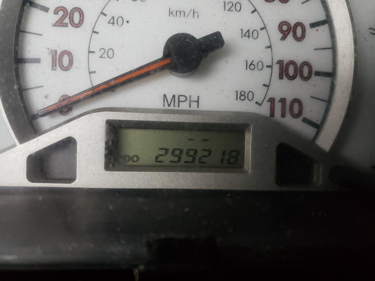 Photo 8 from auction – 2006 TOYOTA COROLLA CE with VIN 2T1BR32E16C706420