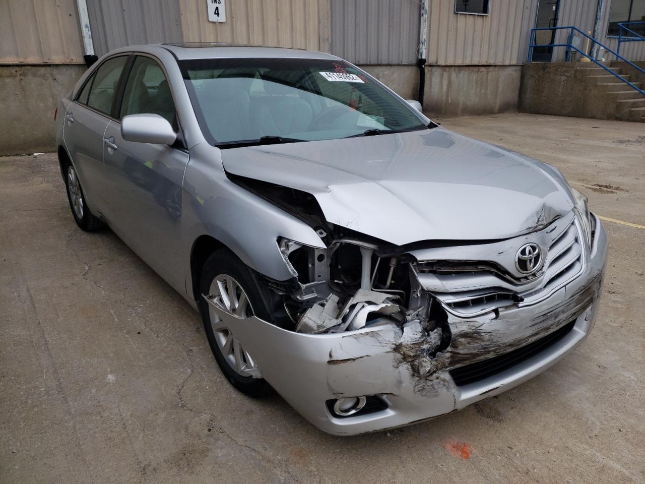 TOYOTA CAMRY BASE 2011 with VIN 4T1BF3EK6BU229289 - Photo from auction