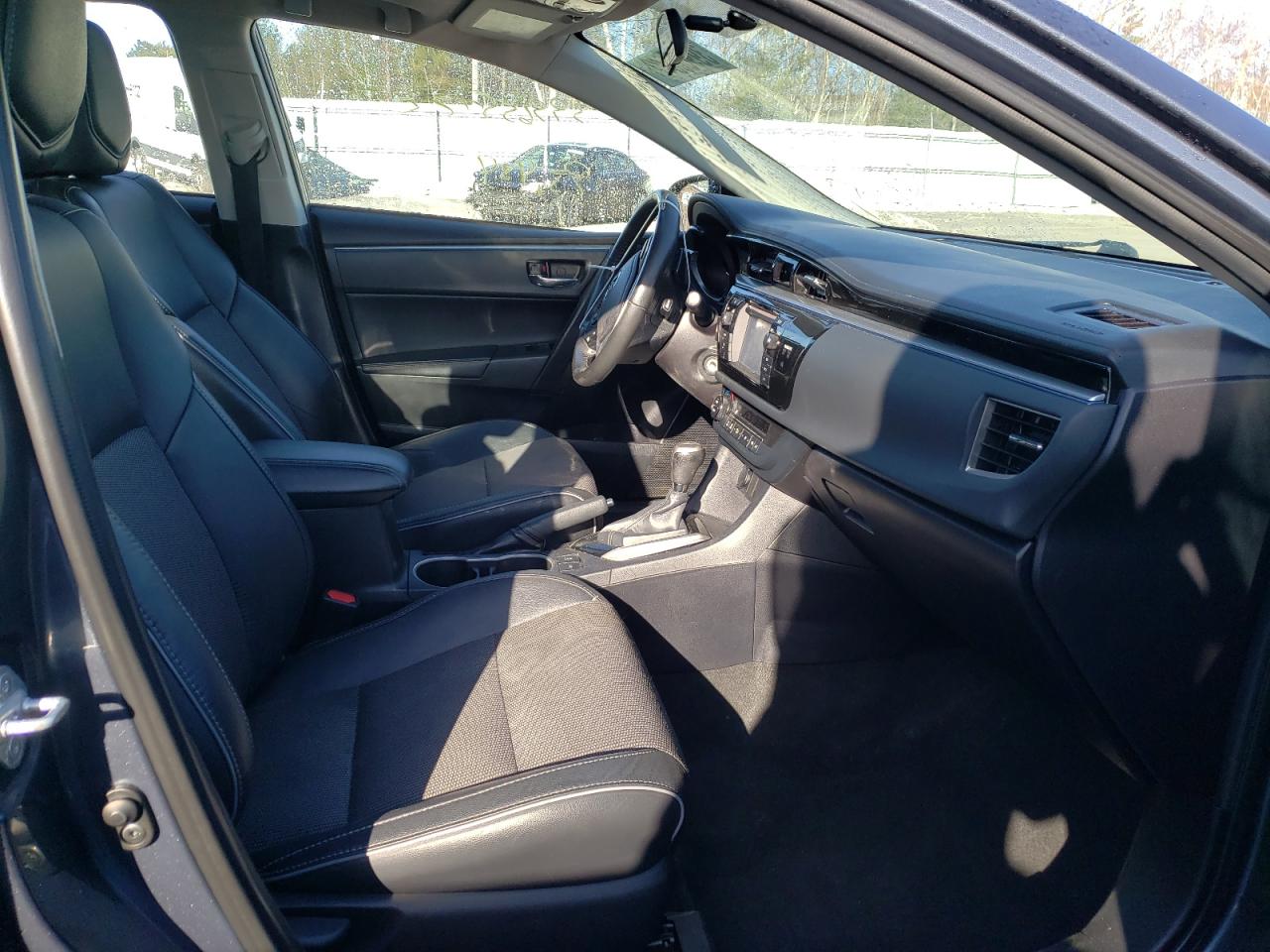 Photo 5 from auction – 2016 TOYOTA COROLLA L with VIN 2T1BURHE1GC530706