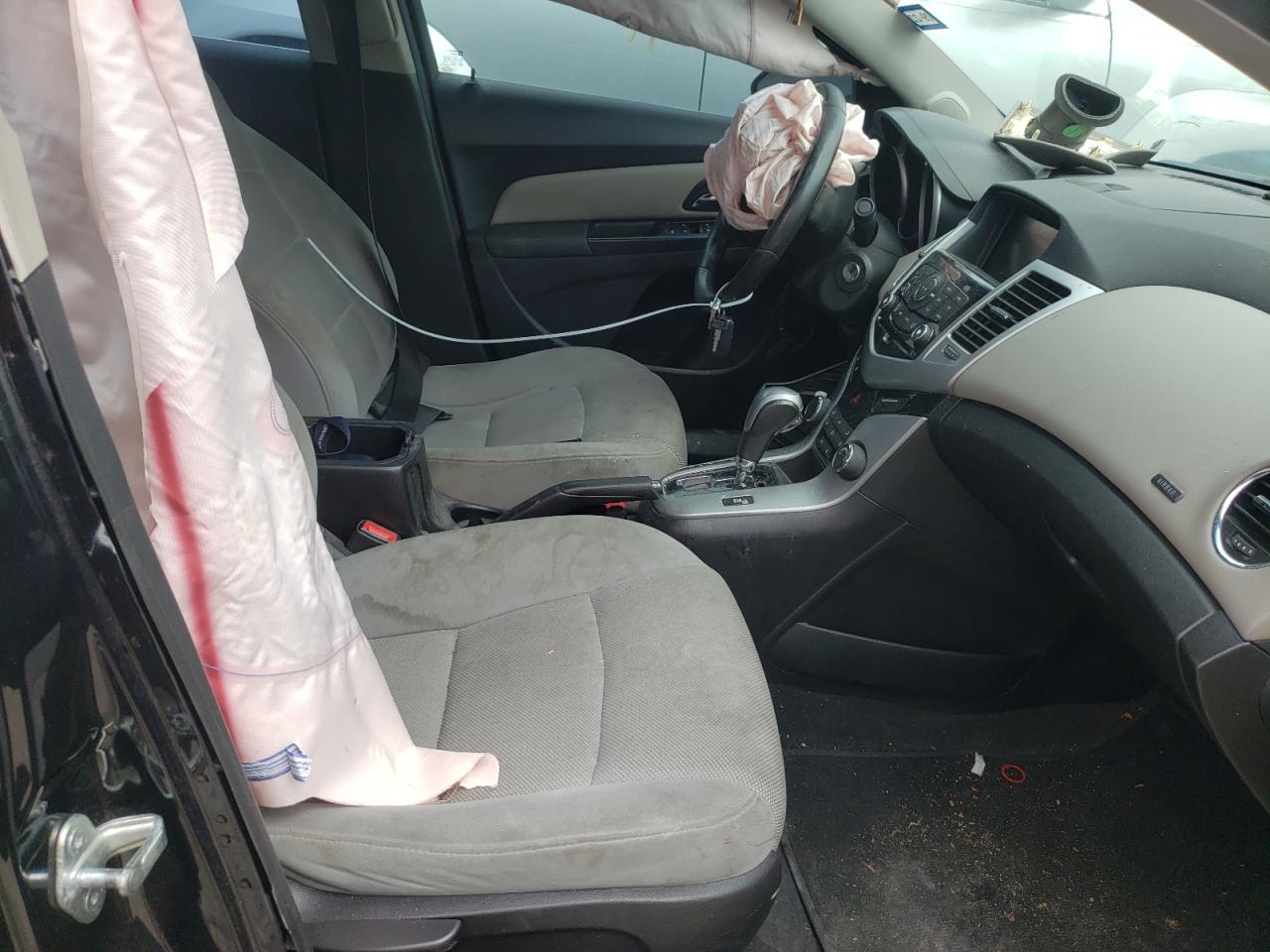 Photo 5 from auction – 2013 CHEVROLET CRUZE LT with VIN 1G1PC5SB3D7291925