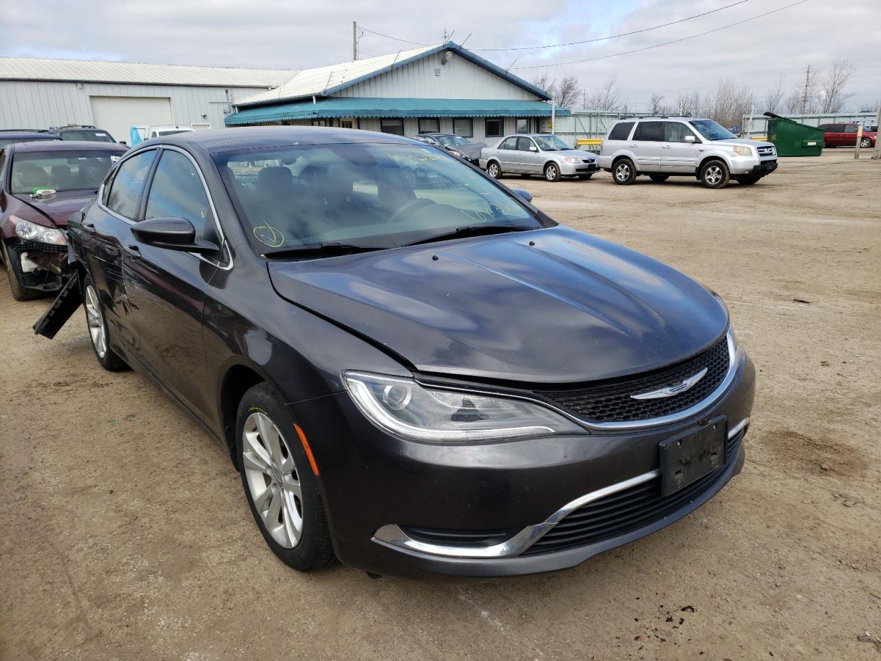 CHRYSLER 200 LIMITE 2015 مع رقم تعريف المركبة 1C3CCCAB1FN662627 - صورة من المزاد