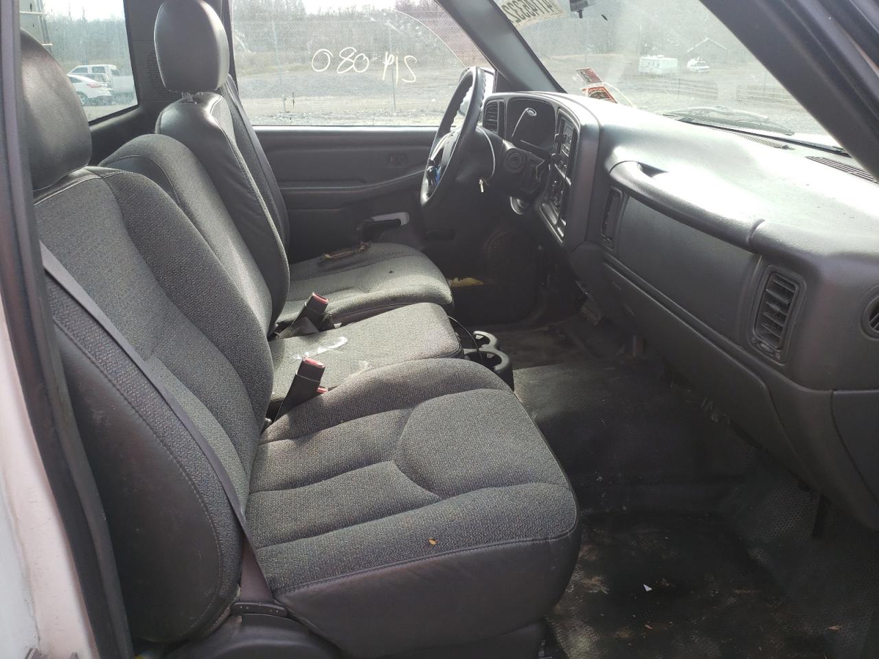 Photo 5 from auction – 2006 GMC NEW SIERRA with VIN 1GTEC14X06Z104535