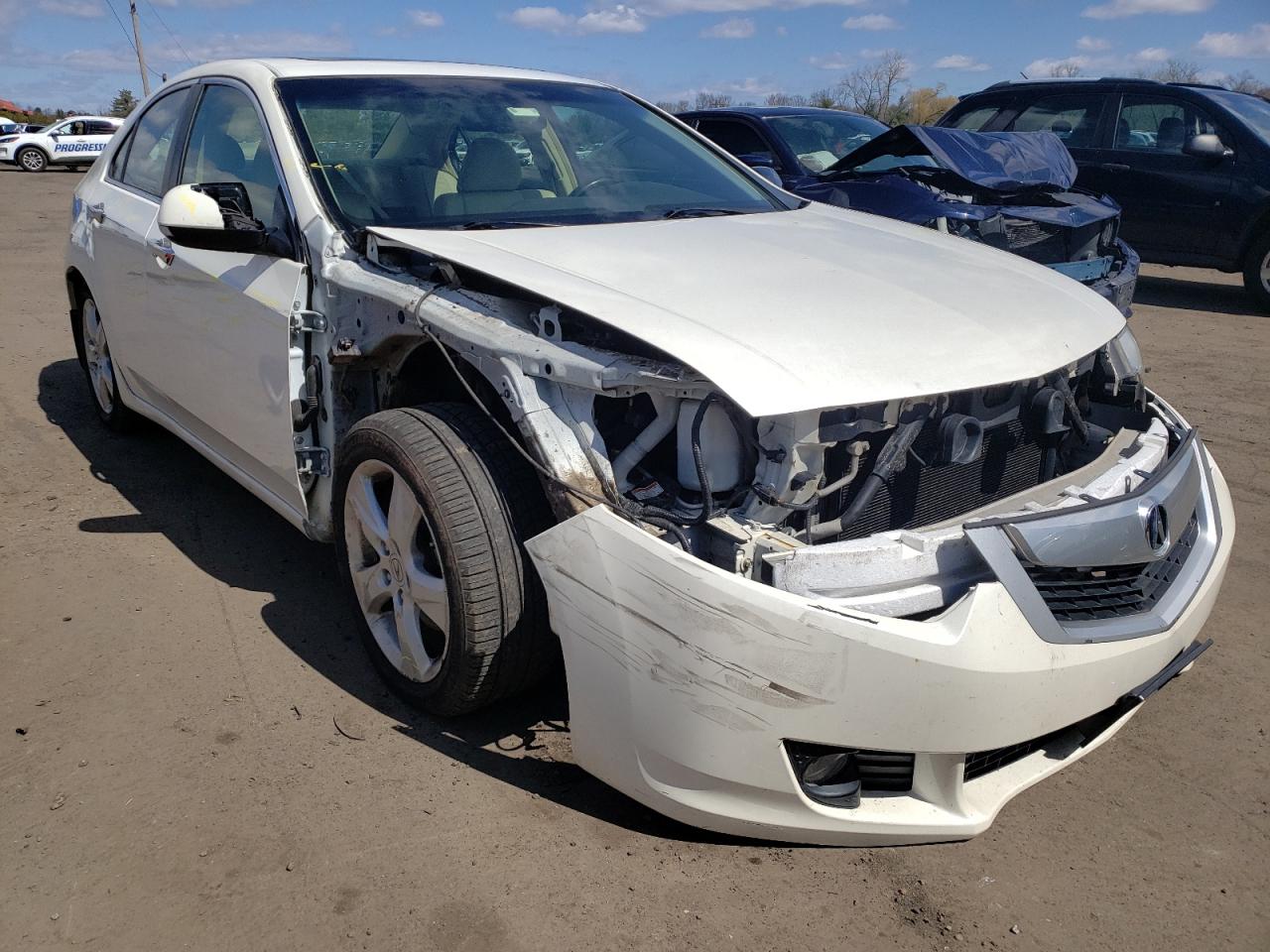 ACURA TSX 2009 with VIN JH4CU26609C024172 - Photo from auction