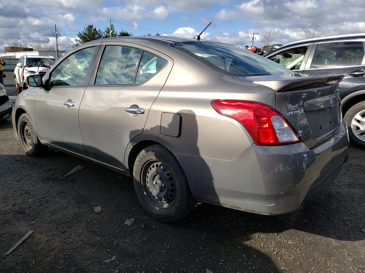 Zdjęcie 3 z aukcji – 2016 NISSAN VERSA S z VIN 3N1CN7AP4GL908342