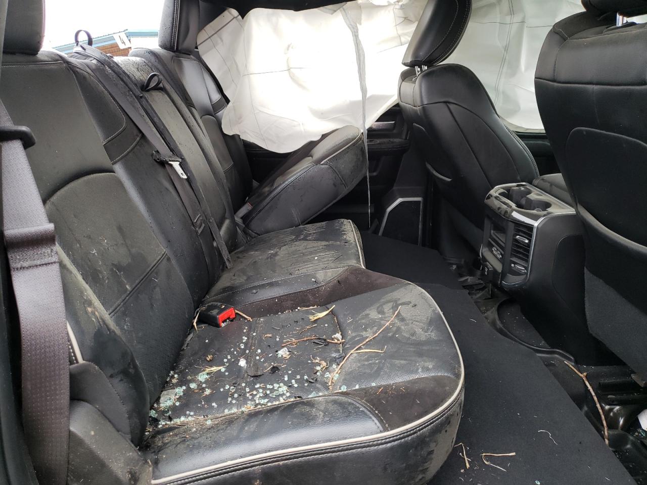 Photo 6 from auction – 2019 RAM 2500 LARAM with VIN 3C6UR5FL4KG682070