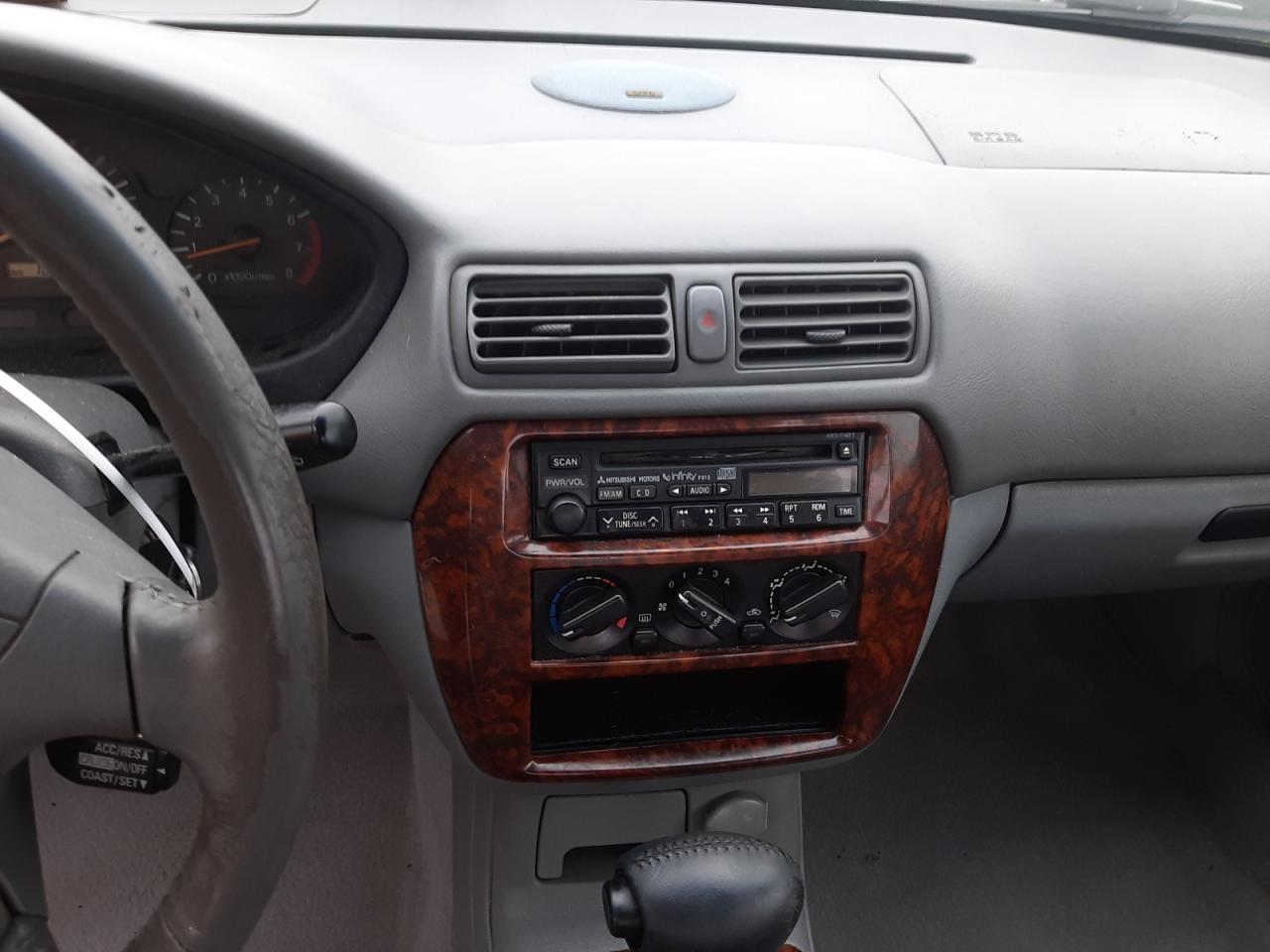 Photo 9 from auction – 2000 MITSUBISHI GALANT LS with VIN 4A3AA56L3YE154441