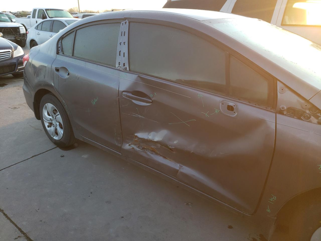 Photo 9 from auction – 2015 HONDA CIVIC LX with VIN 19XFB2F57FE001259