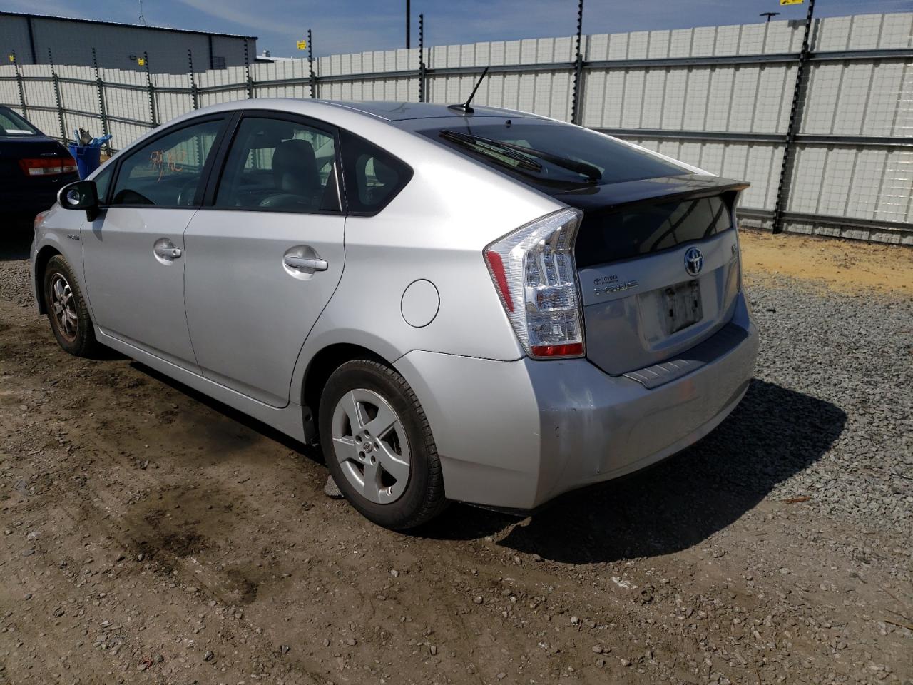Photo 3 from auction – 2010 TOYOTA PRIUS with VIN JTDKN3DU5A0018486