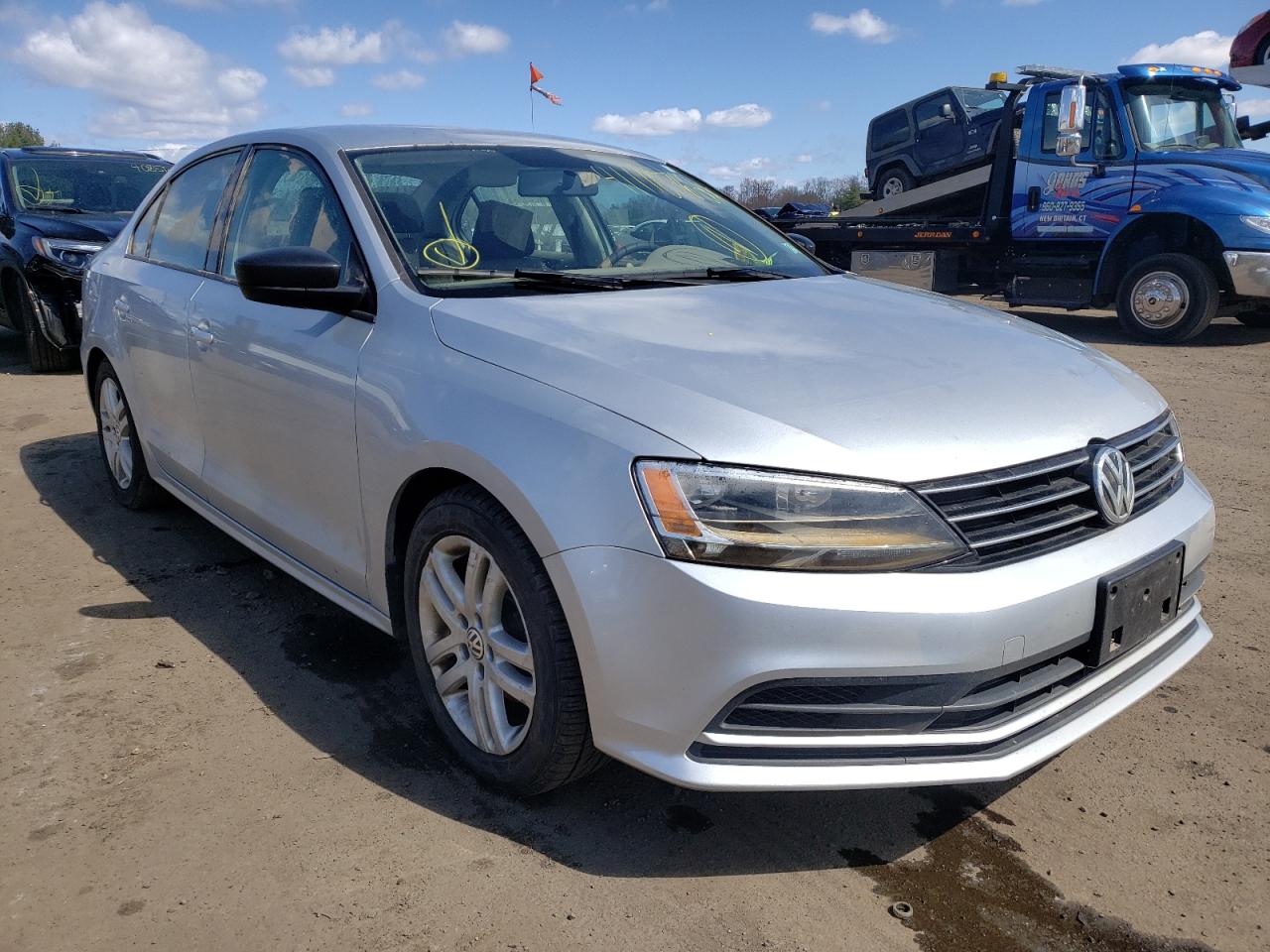 VOLKSWAGEN JETTA BASE 2015 with VIN 3VW2K7AJ4FM352097 - Photo from auction