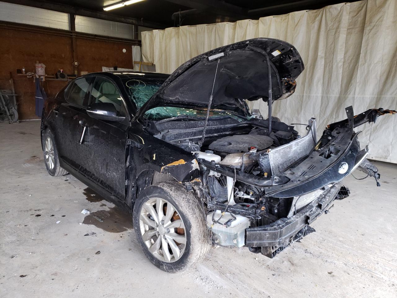 KIA OPTIMA EX 2015 with VIN 5XXGN4A7XFG359012 - Photo from auction