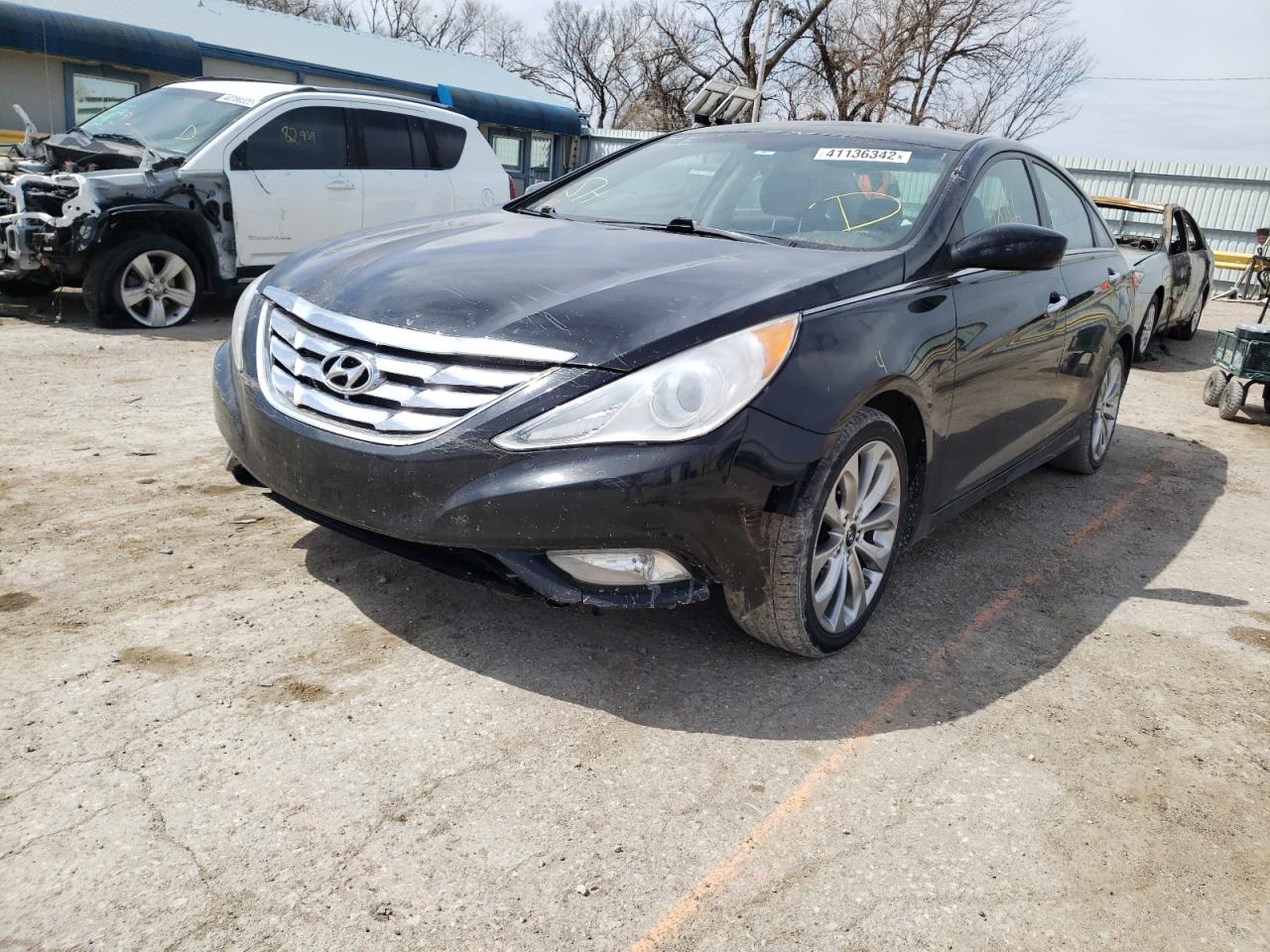 Photo 9 from auction – 2012 HYUNDAI SONATA SE with VIN 5NPEC4AC8CH492121