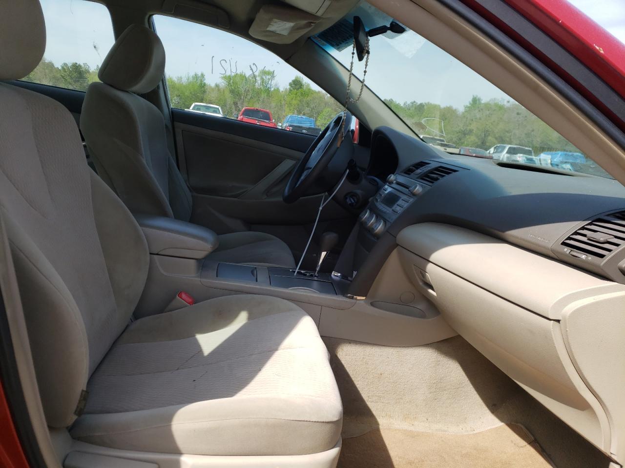 Photo 5 from auction – 2011 TOYOTA CAMRY BASE with VIN 4T4BF3EK3BR088798